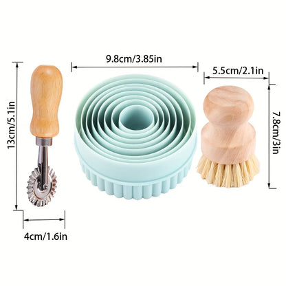 Valwaria FrostRoll – Christmas Embossed Wooden Rolling Pin