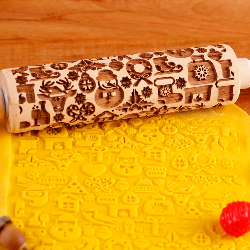 Valwaria FrostRoll – Christmas Embossed Wooden Rolling Pin